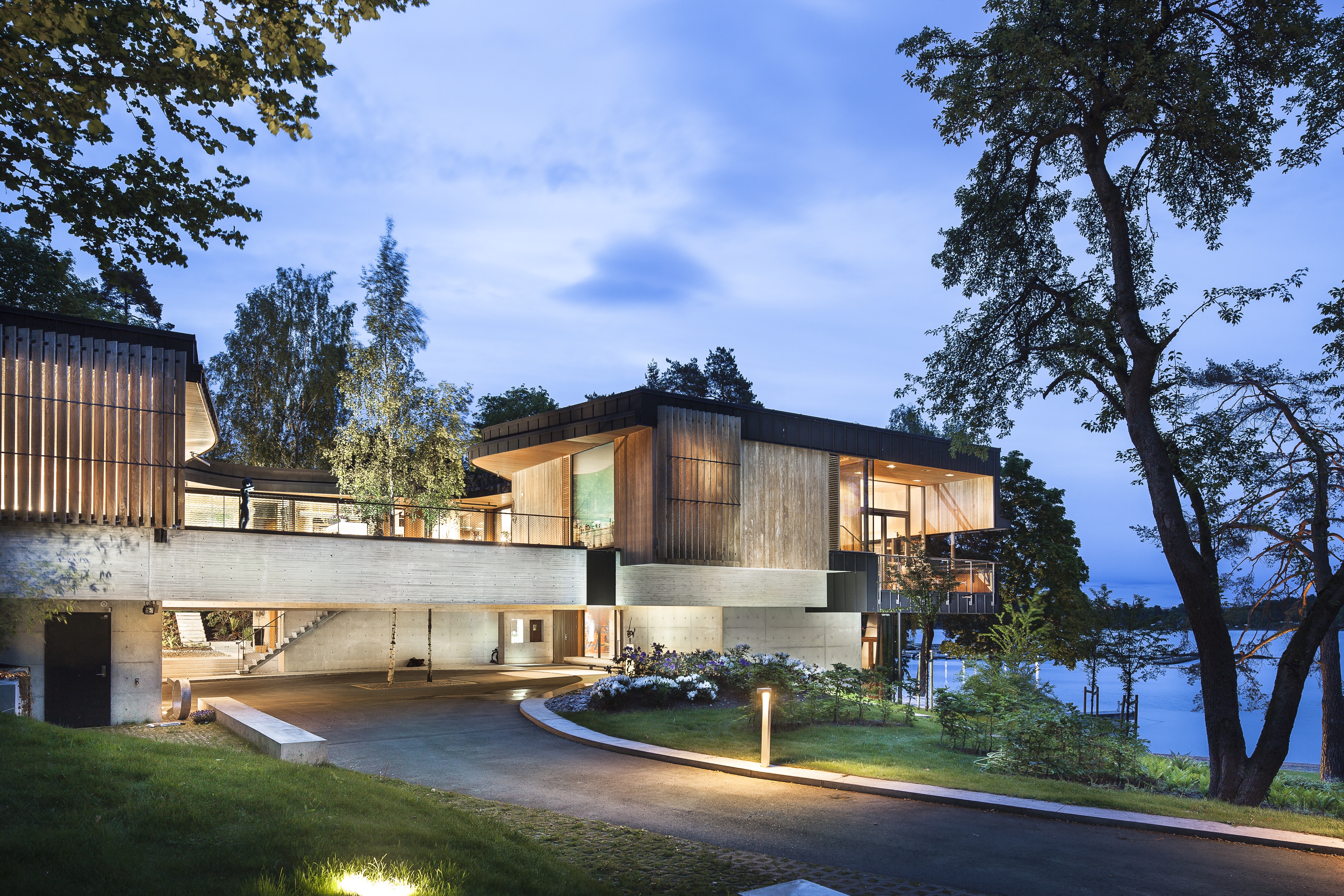 Book a hotel anywhere in Russia